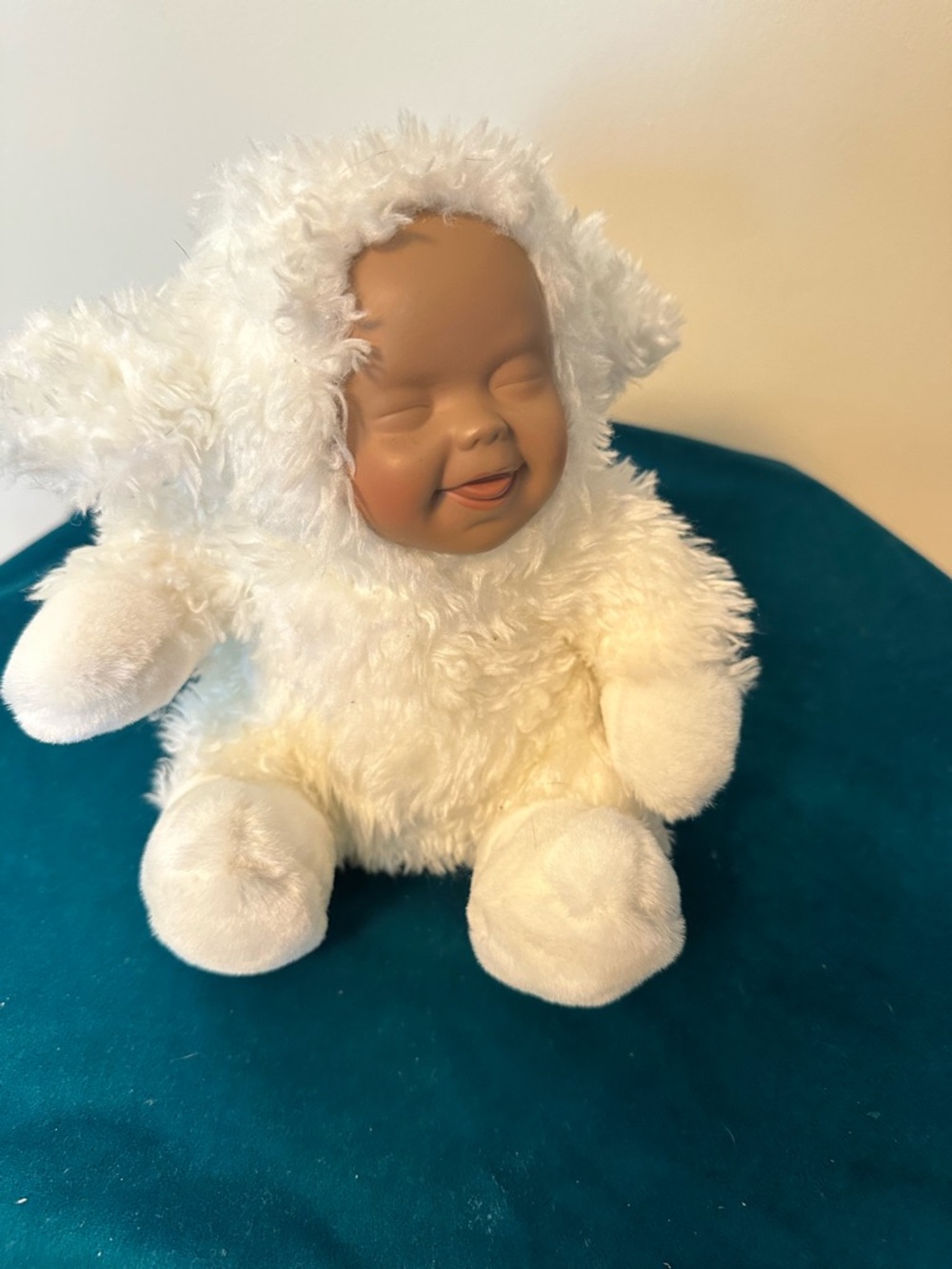 Vintage Geppedo Cuddy Kids doll 1990s
